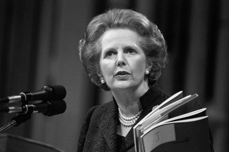 Antes de ser a Dama de Ferro, Margaret Thatcher precisou construir a própria voz